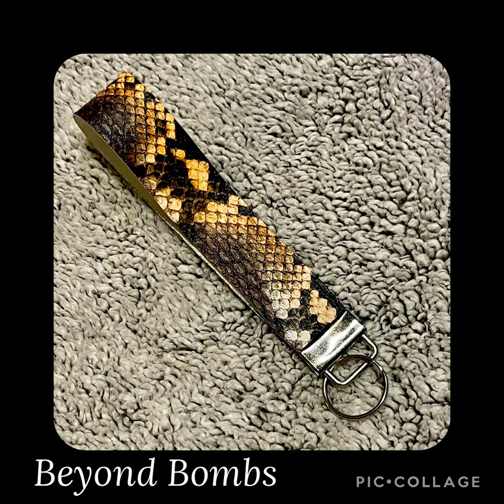 Snake skin Pattern Wristlet - Handmade